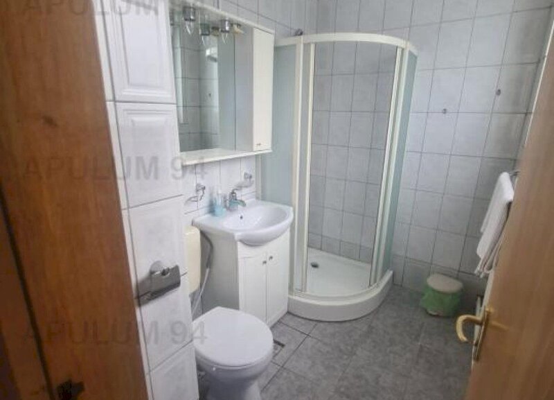 Complex turistic  - Zona Poiana Tapului